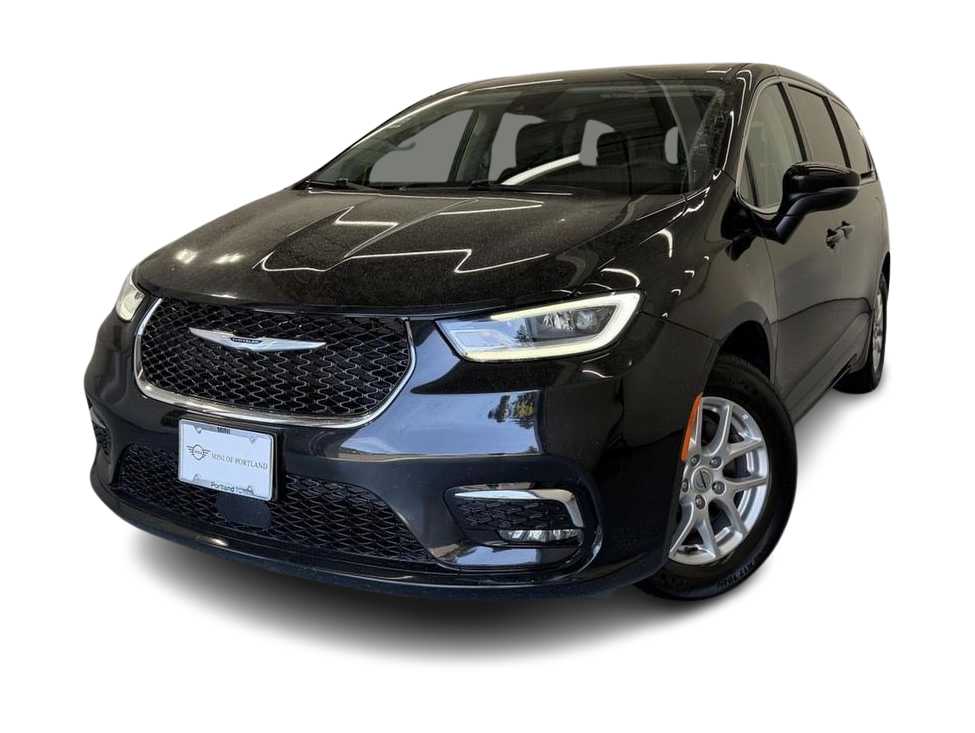 Thumbnail: 2023 Chrysler Pacifica - 1