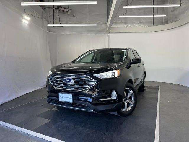 2022 Ford Edge SEL's photo