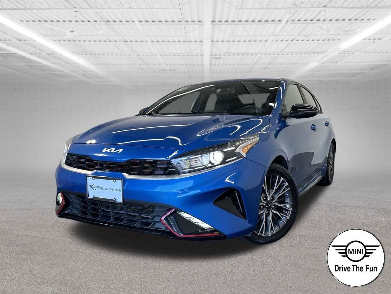 2022 Kia FORTE GT-Line's photo