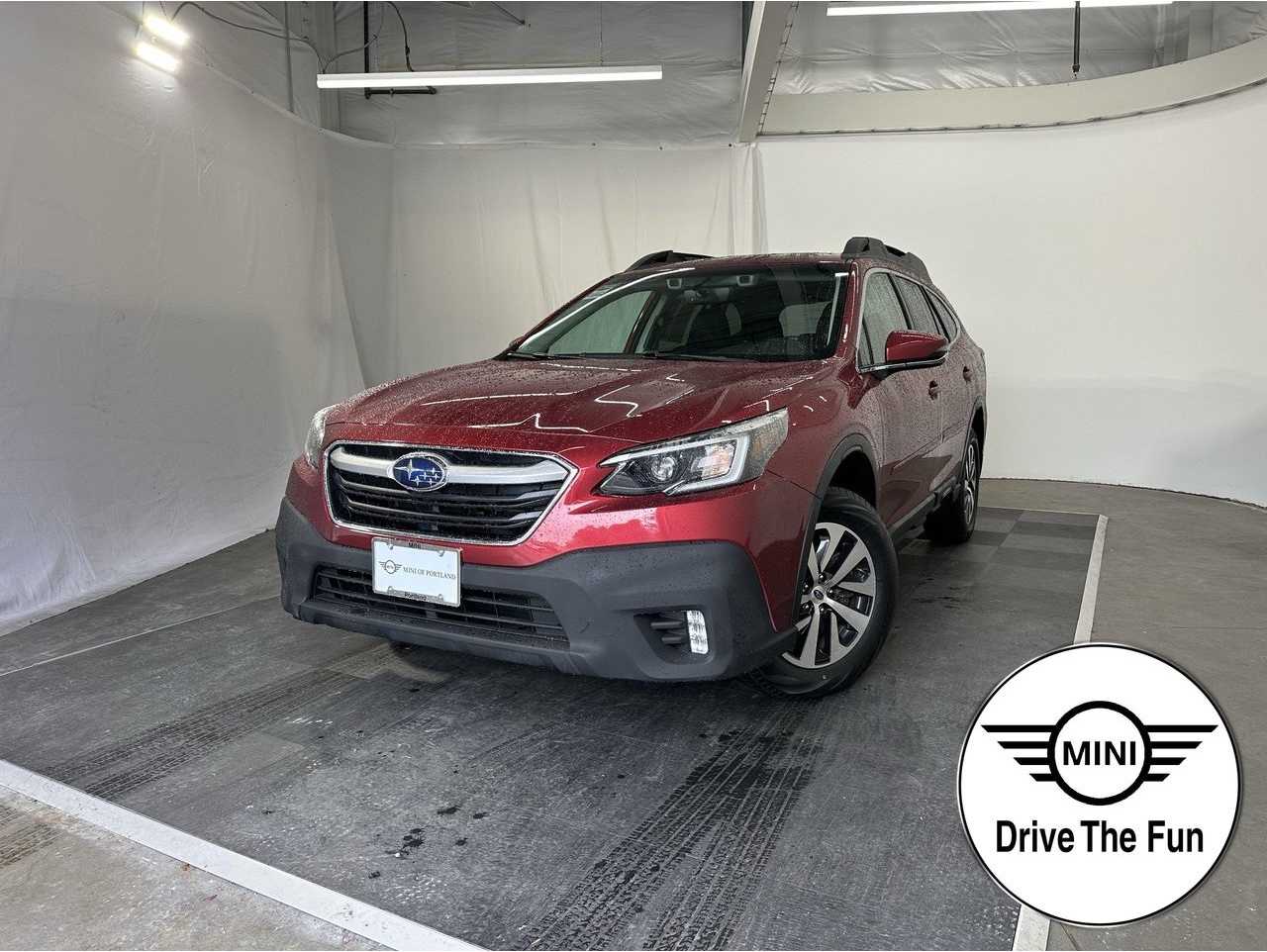 2020 Subaru Outback Premium's photo