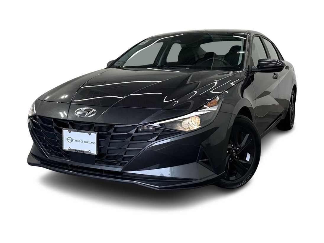 Thumbnail: 2022 Hyundai Elantra - 1