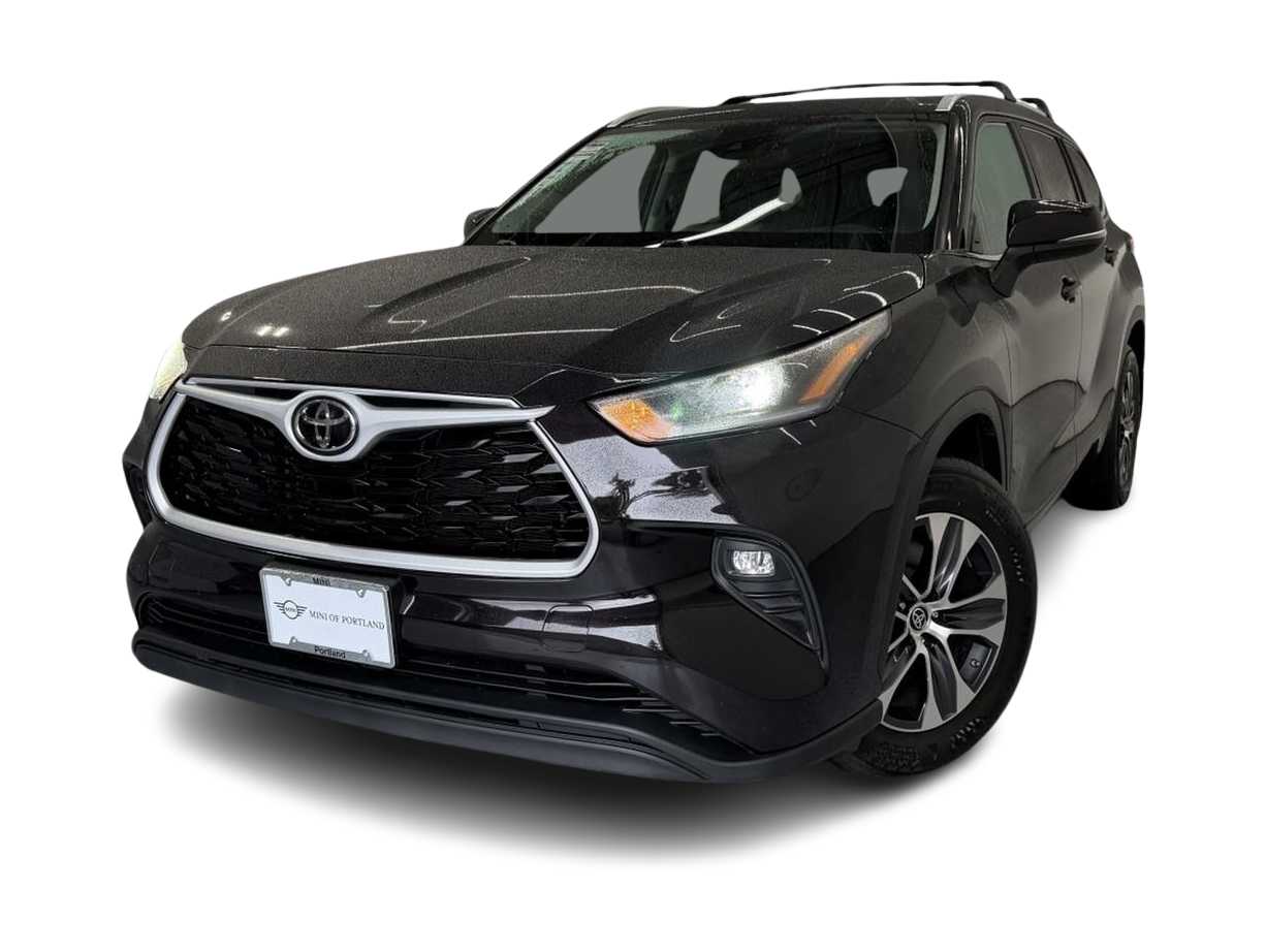 Thumbnail: 2021 Toyota Highlander - 1