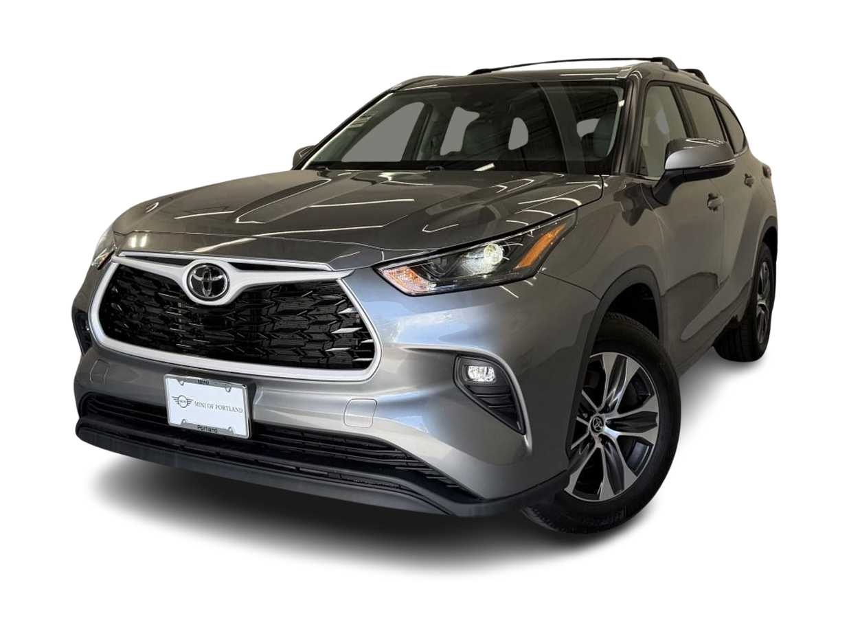Thumbnail: 2026 Toyota Highlander - 1