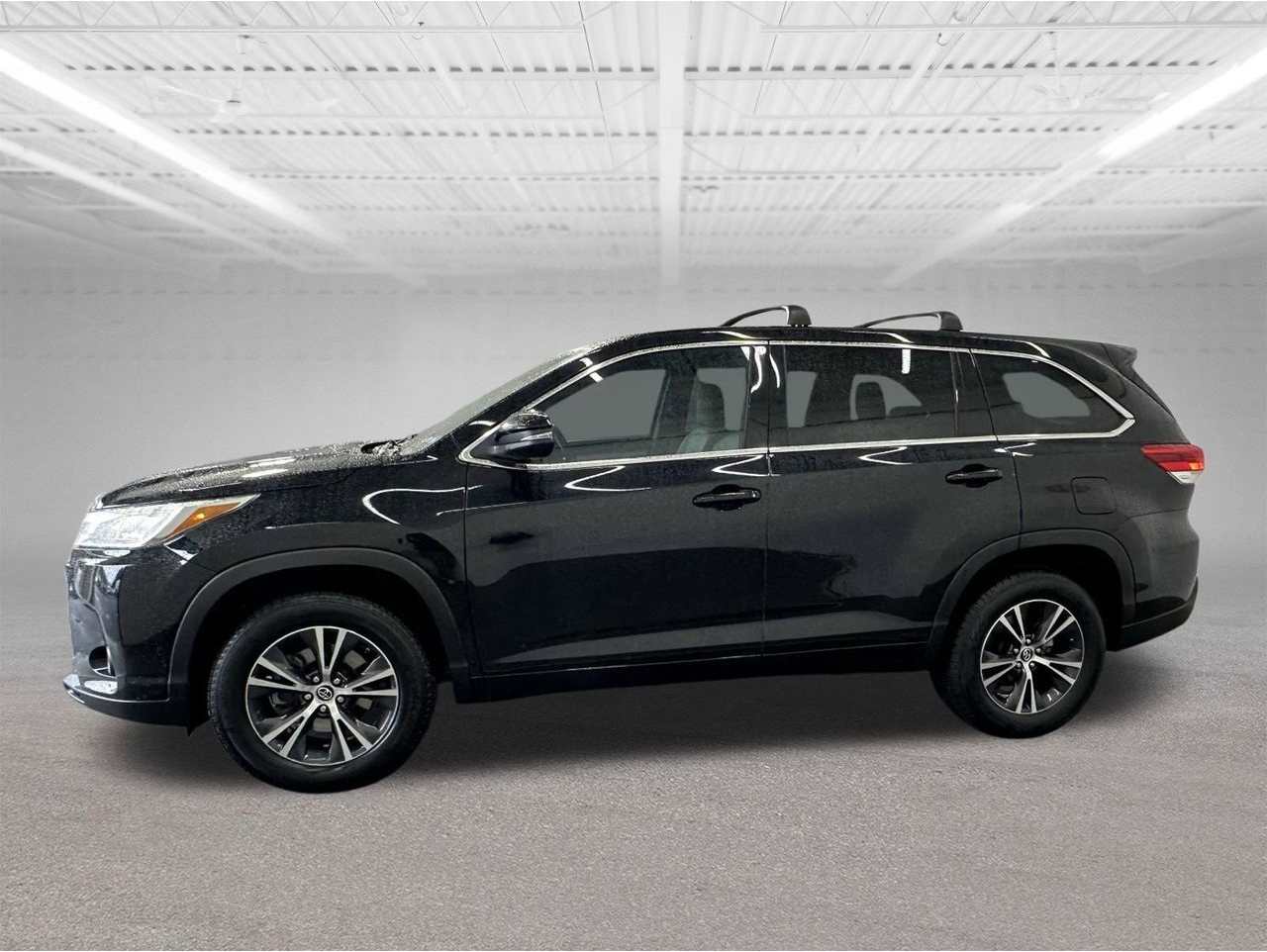 2018 Toyota Highlander LE