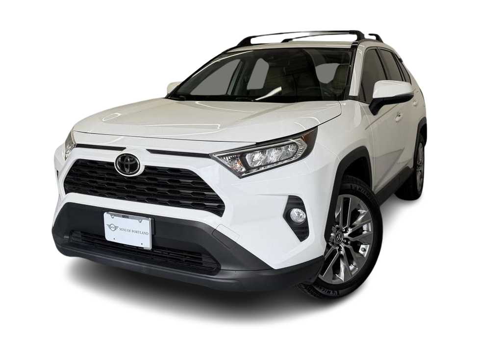 Thumbnail: 2019 Toyota RAV4 - 1