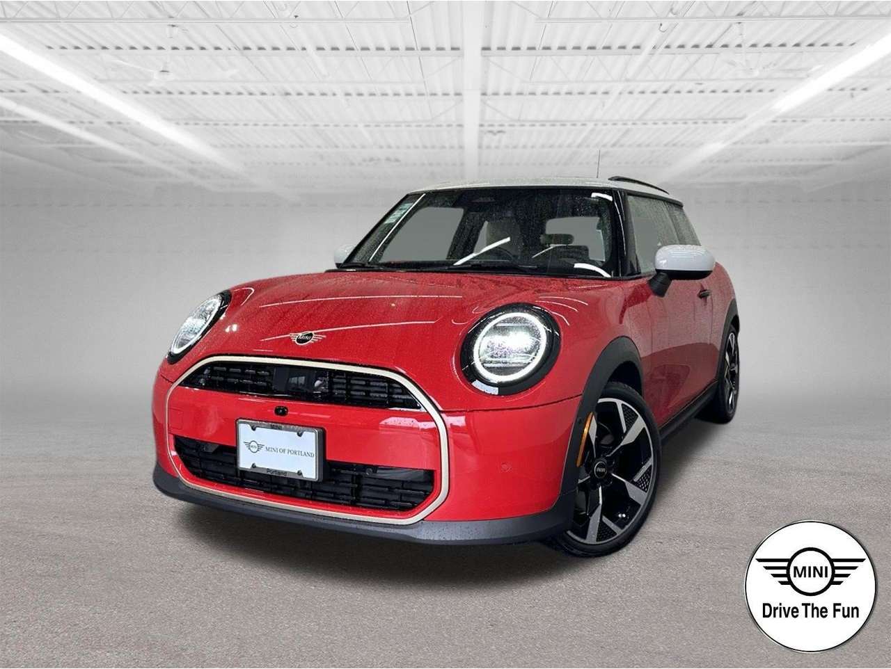 2025 MINI Hardtop 2 Door Base's photo