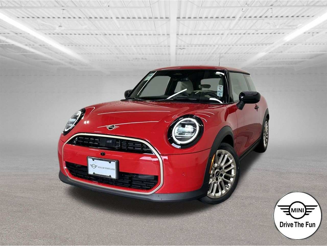 2025 MINI Hardtop 2 Door Base's photo