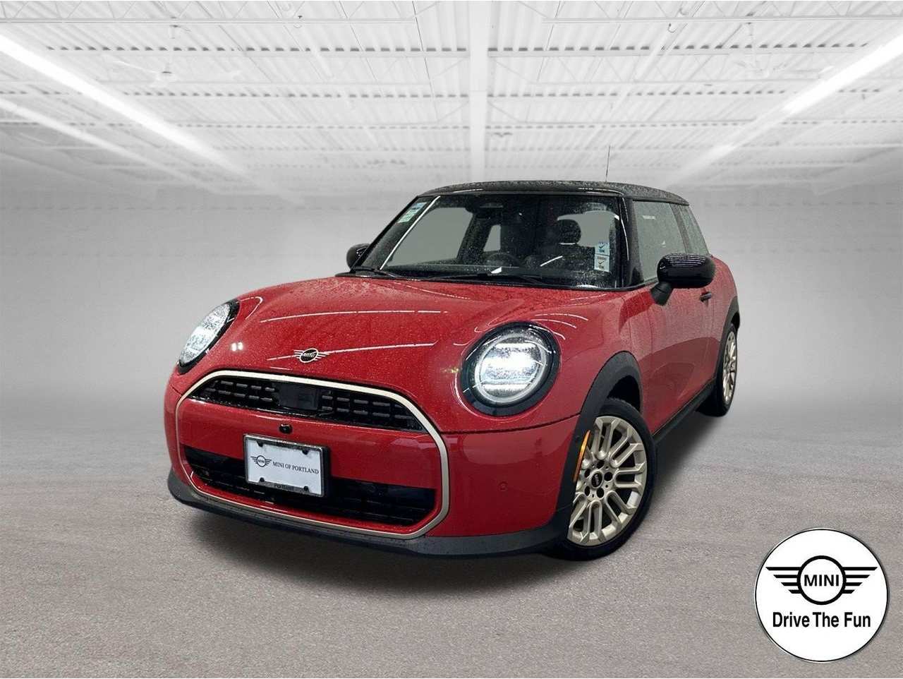 2025 MINI Hardtop 2 Door Base's photo