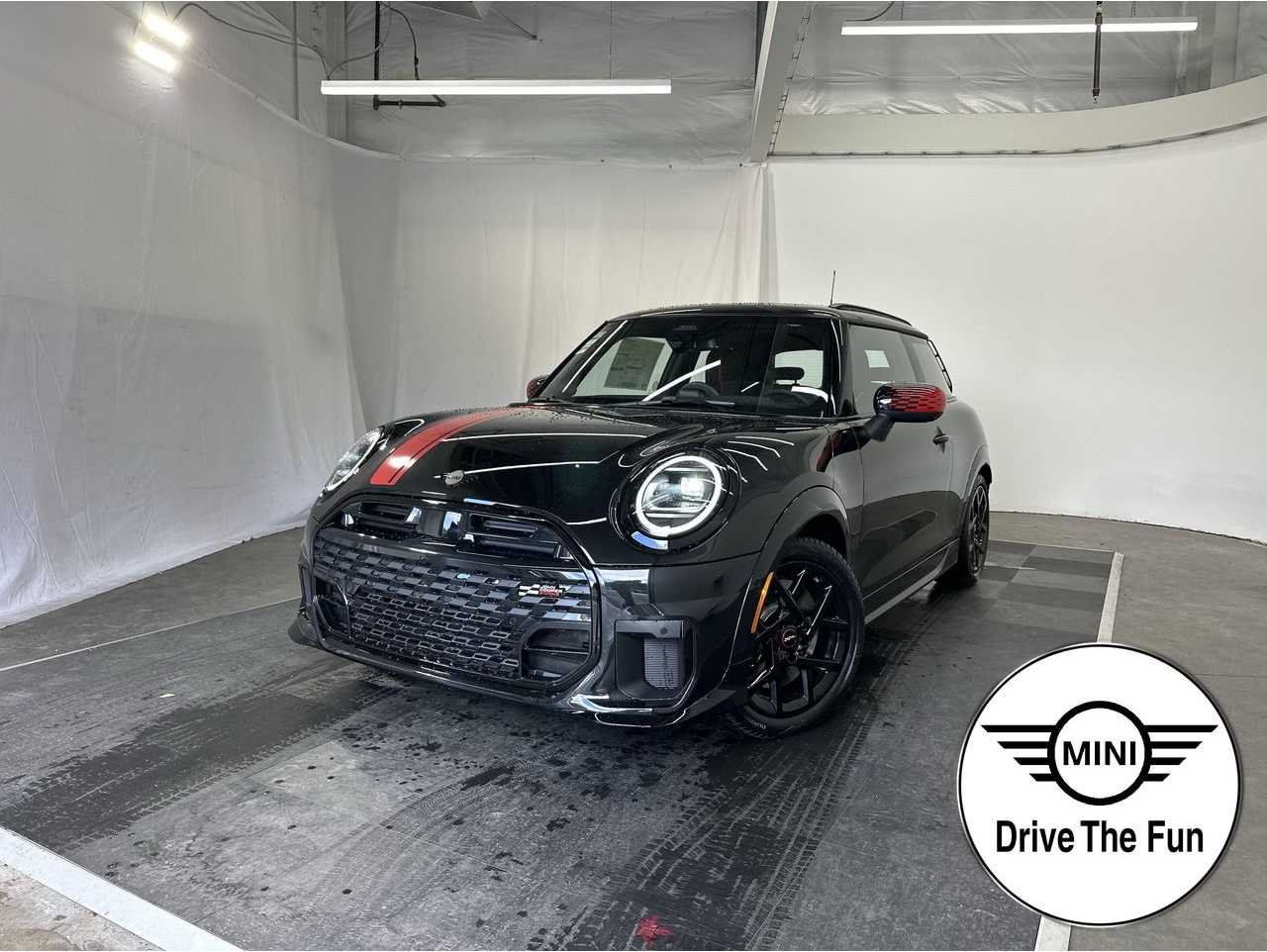 2026 MINI Hardtop 2 Door S's photo