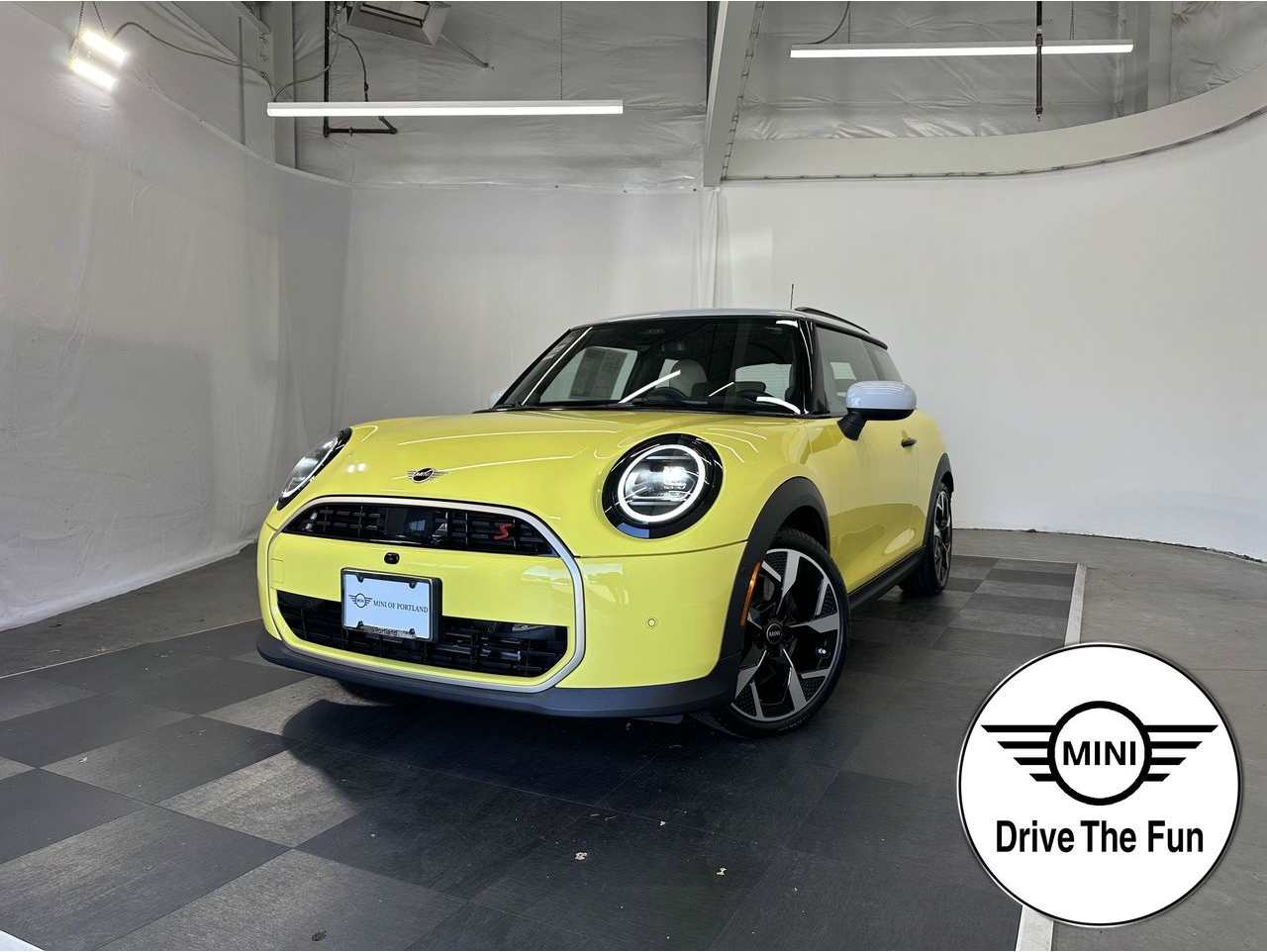 2025 MINI Hardtop 2 Door S's photo