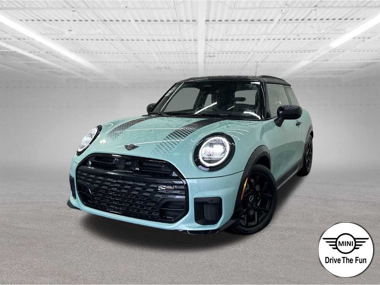 2026 MINI Hardtop 2 Door S's photo