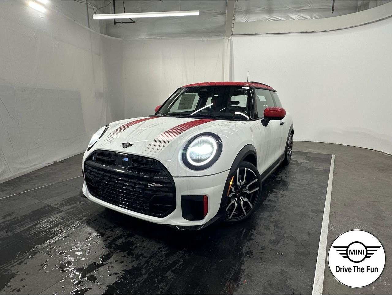 2026 MINI Hardtop 2 Door John Cooper Works's photo