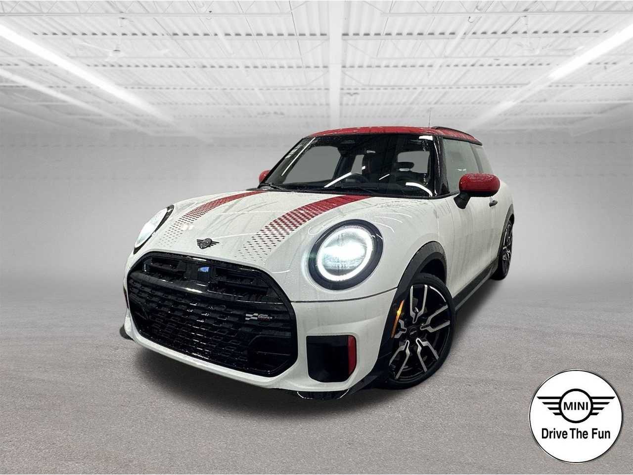2026 MINI Hardtop John Cooper Works's photo