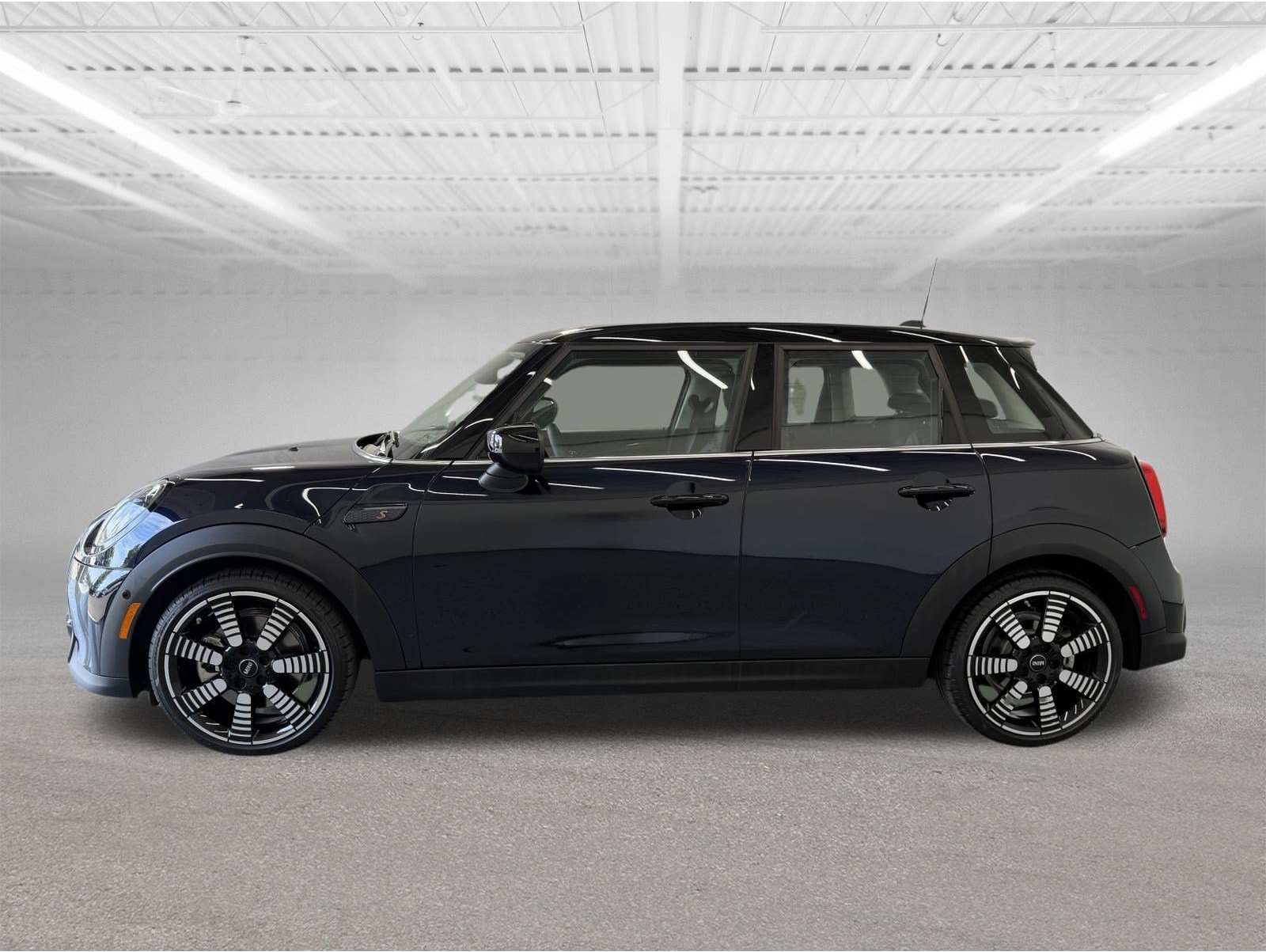 2024 MINI Hardtop 4 Door
