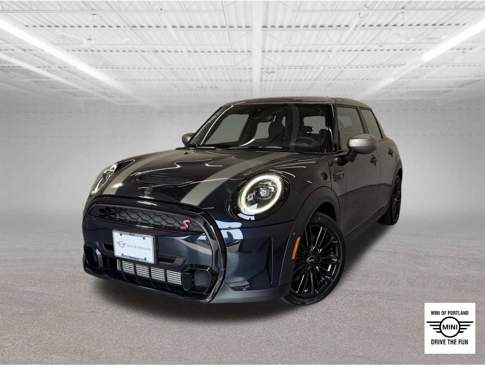 2023 MINI Hardtop 4 Door