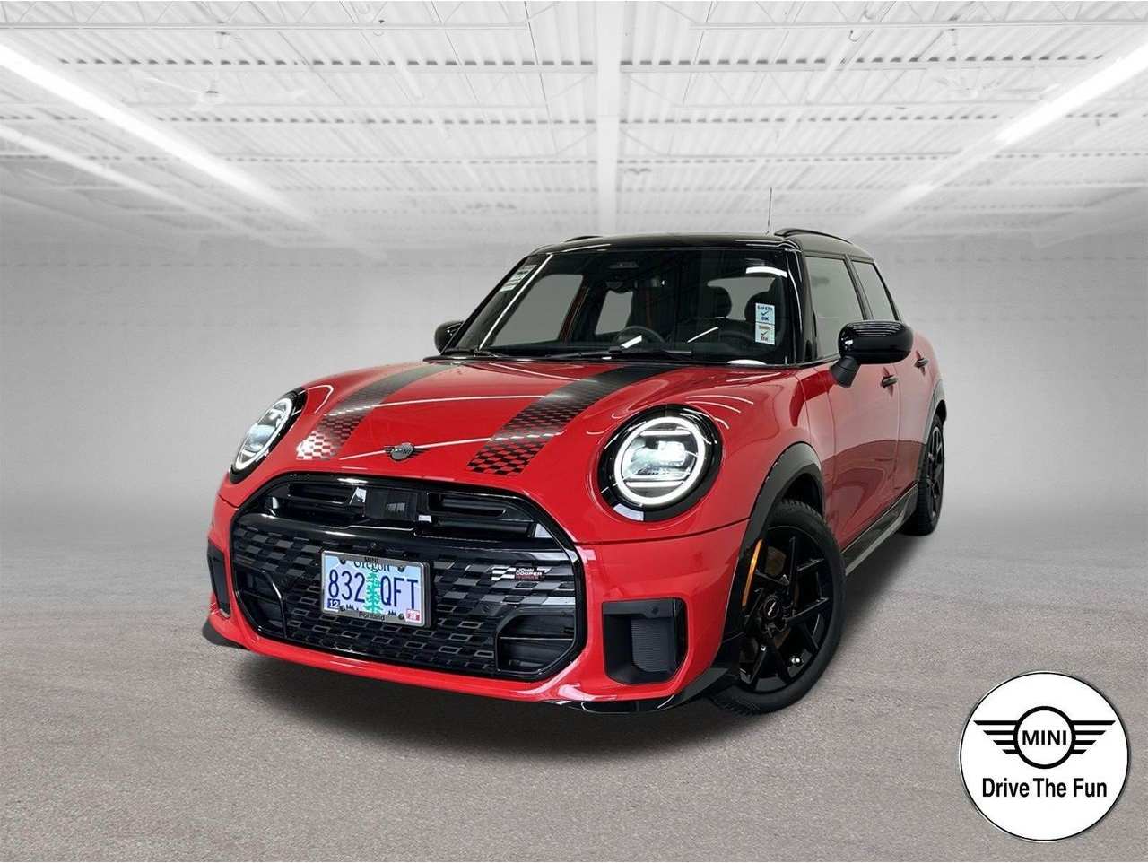 2025 MINI Hardtop 4 Door S's photo