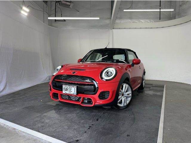 2019 MINI Convertible John Cooper Works's photo