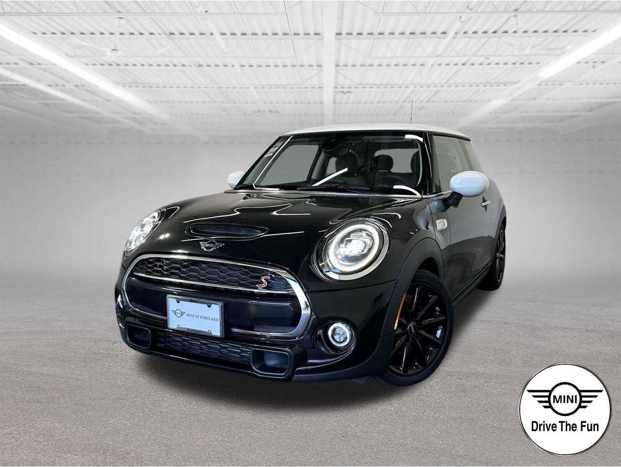 2020 MINI Hardtop 2 Door S's photo