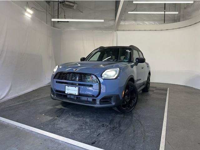 2026 MINI Countryman S's photo