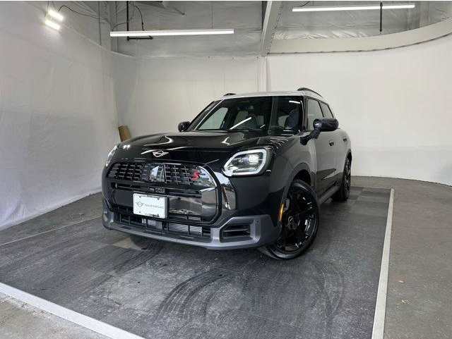 2026 MINI Countryman S's photo