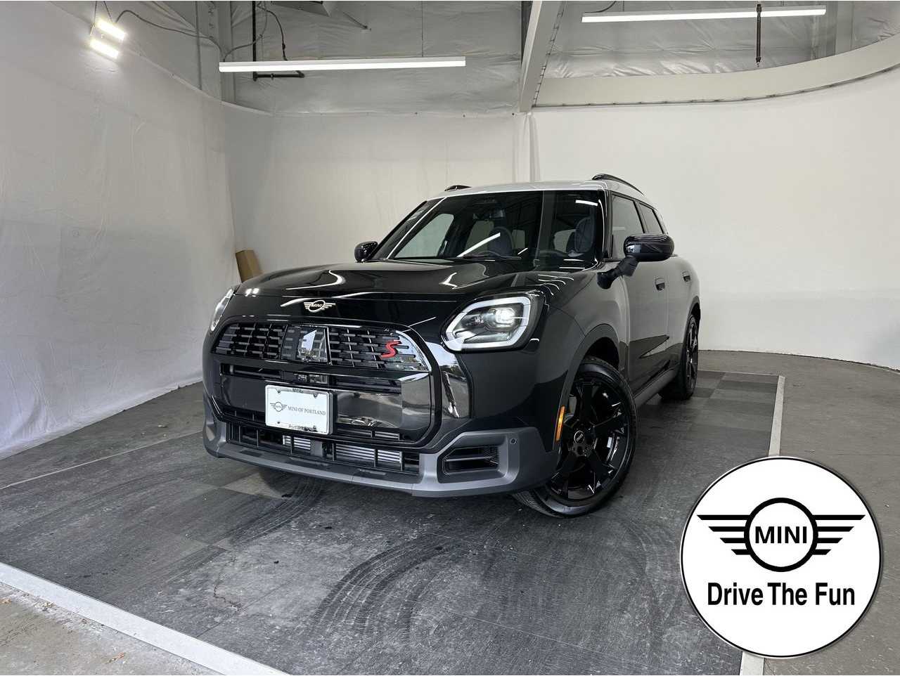 2026 MINI Countryman S's photo