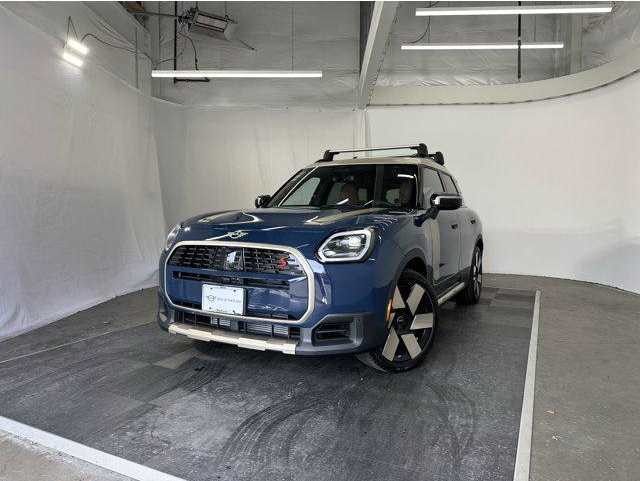 2026 MINI Countryman S's photo