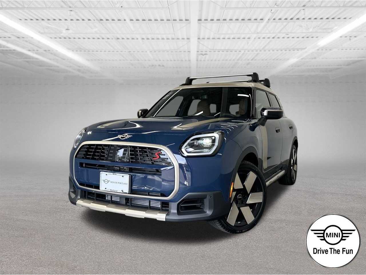 2026 MINI Countryman S's photo