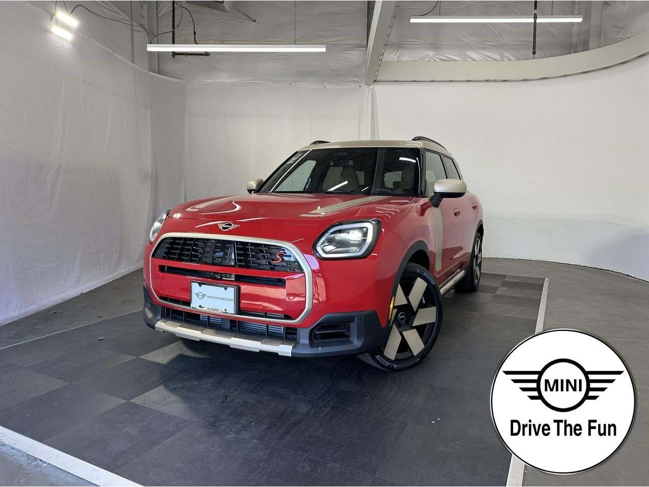 2025 MINI Countryman S's photo