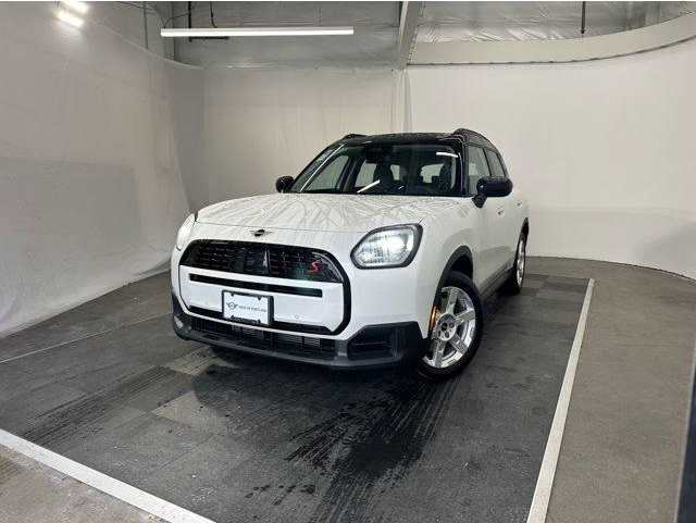 2025 MINI Countryman S's photo