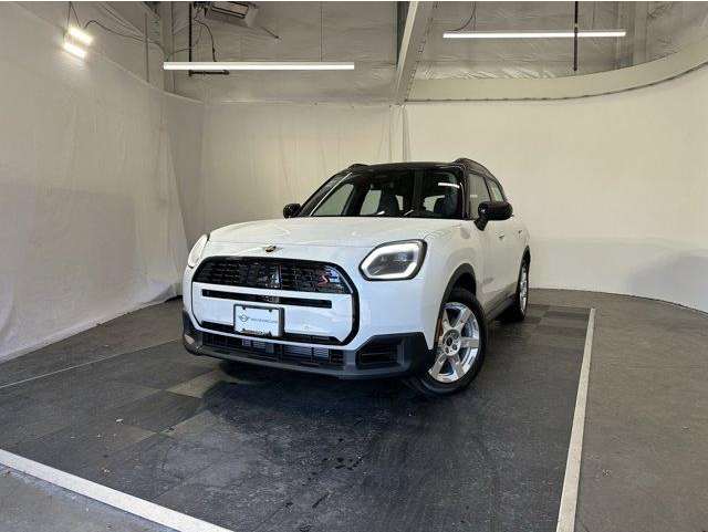 2026 MINI Countryman S's photo