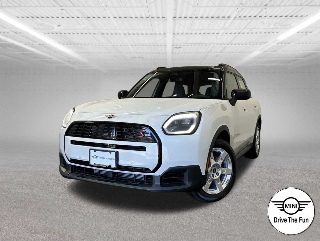 2026 MINI Countryman S's photo