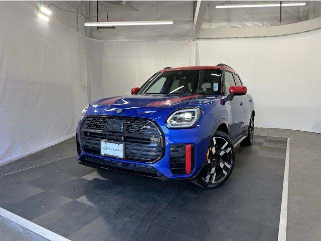 2025 MINI Countryman John Cooper Works's photo