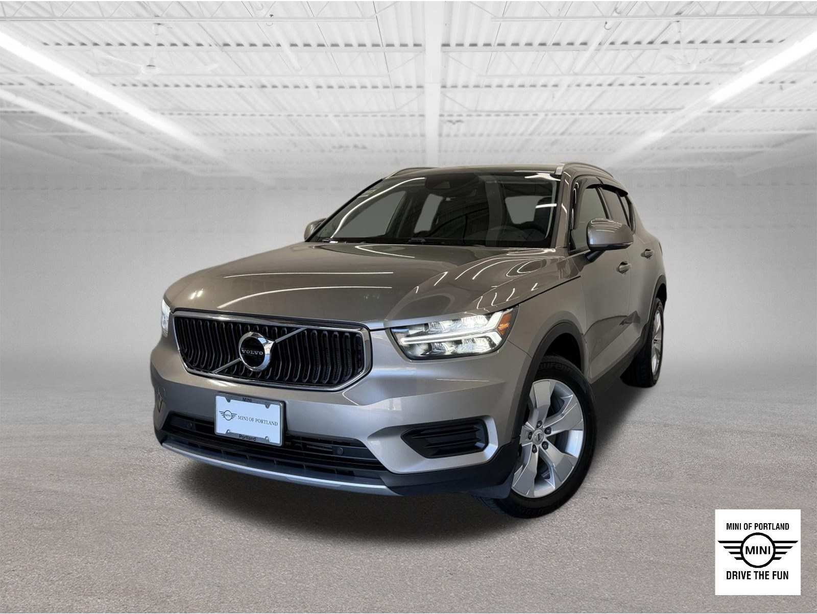 2022 Volvo XC40