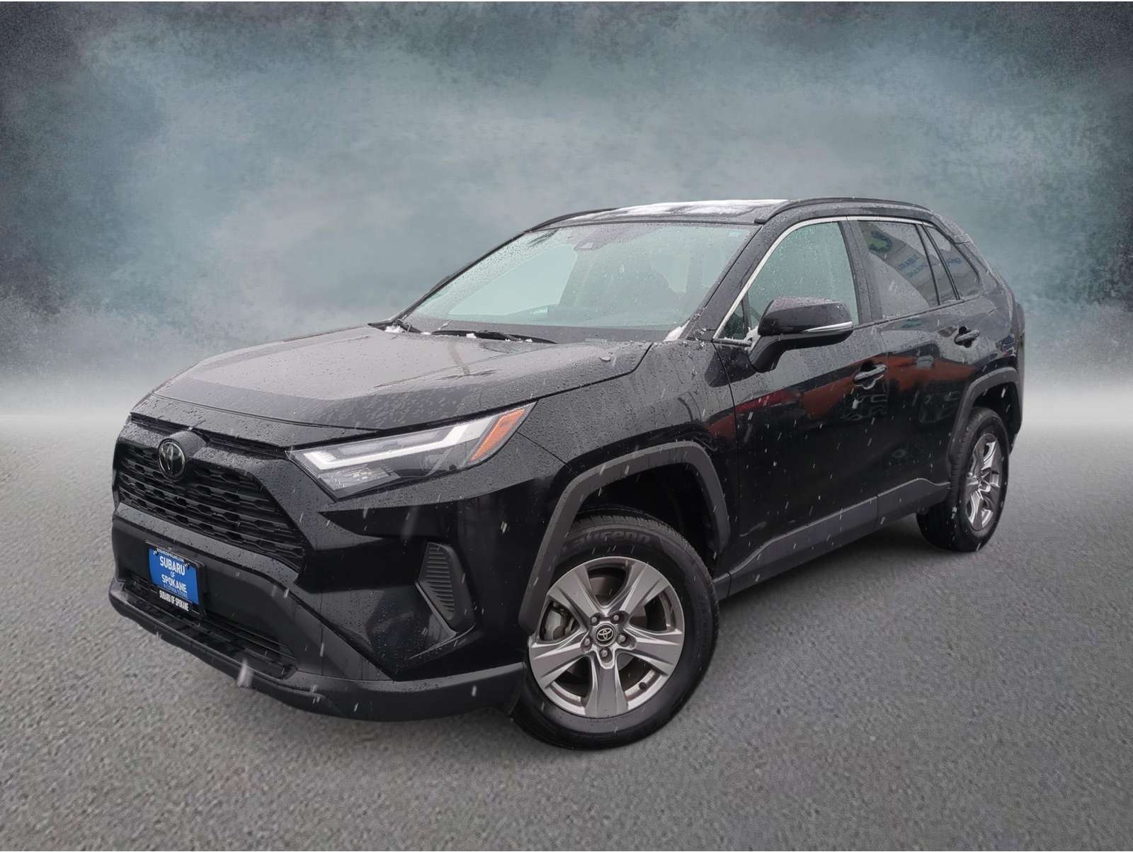 2024 Toyota RAV4 XLE's photo