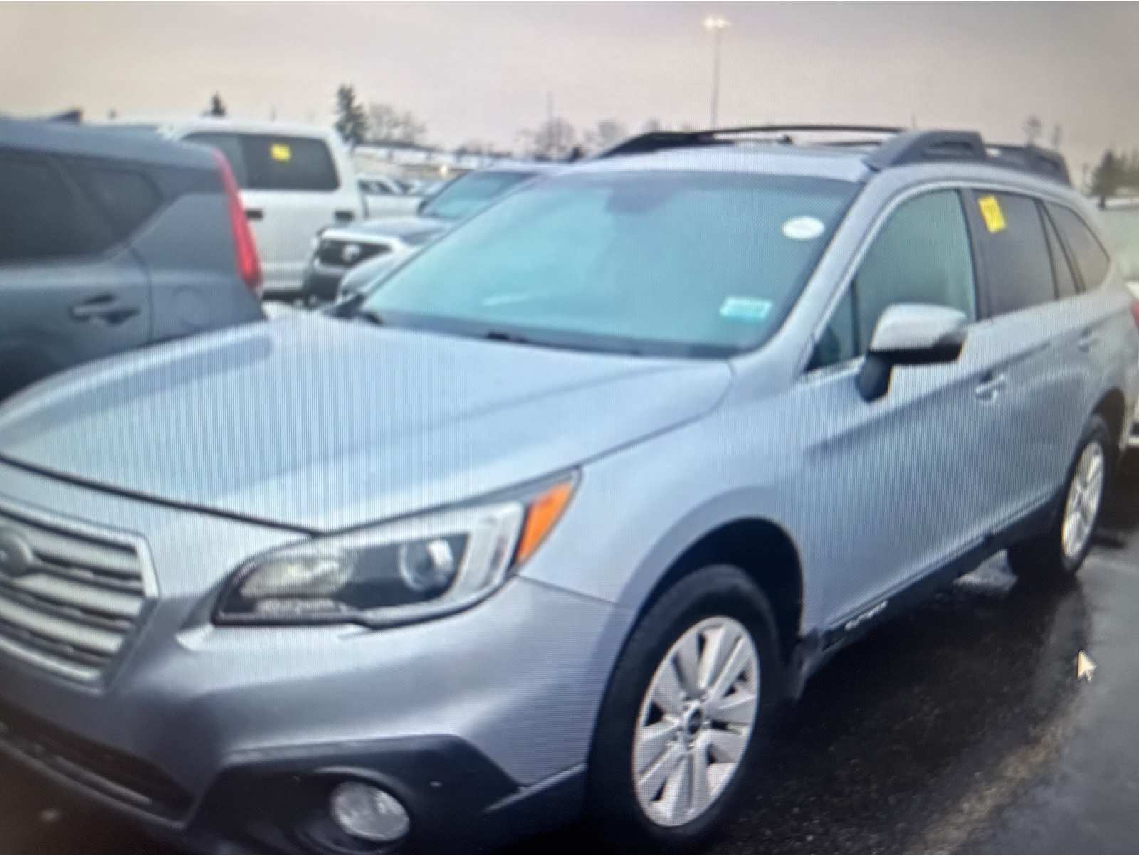 2017 Subaru Outback Limited's photo