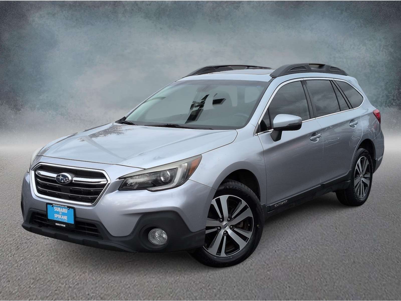 2018 Subaru Outback Limited's photo