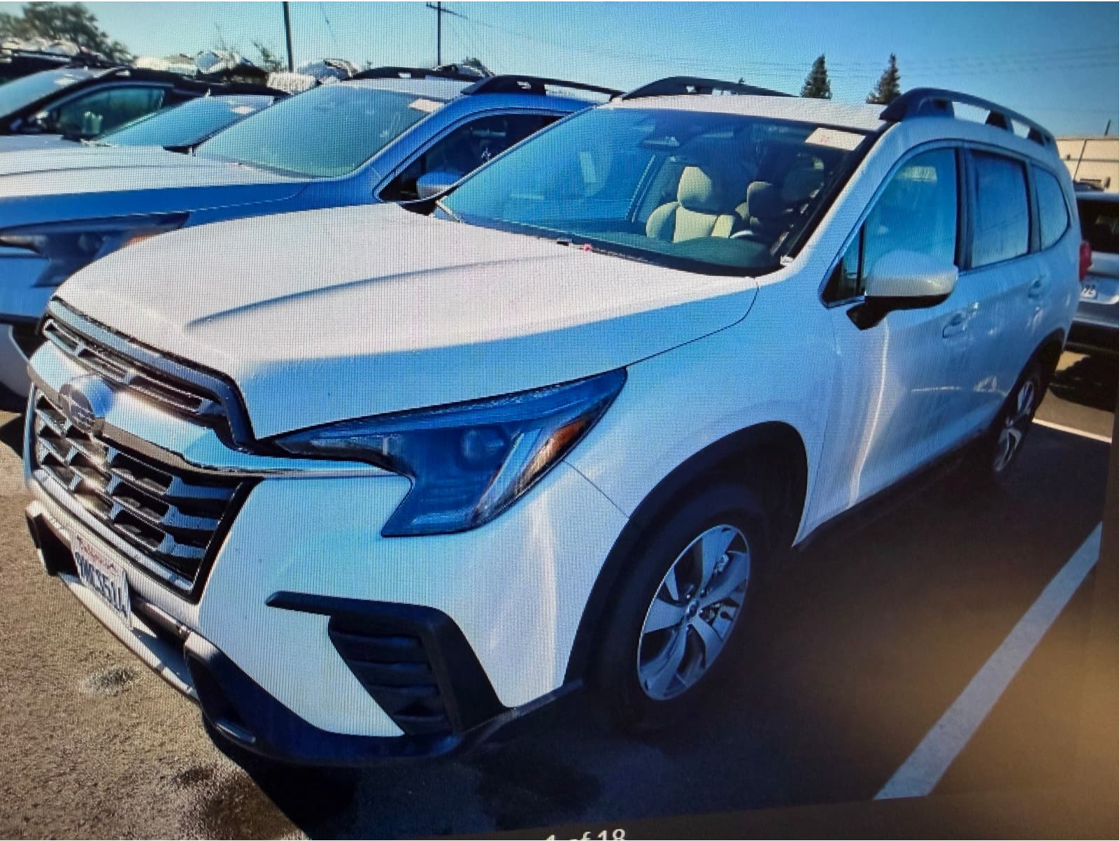 2024 Subaru Ascent Premium's photo