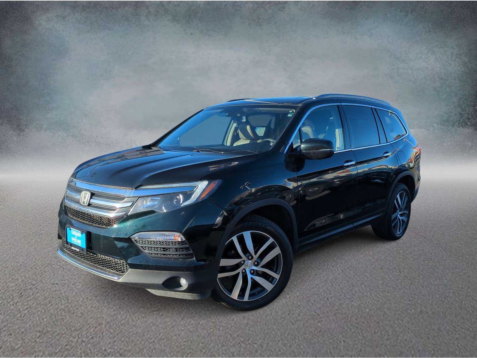 2018 Honda Pilot Elite's photo