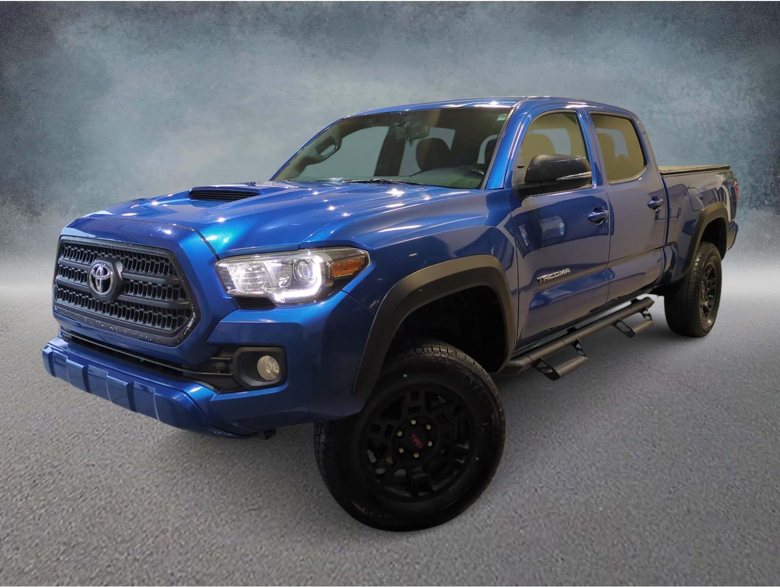 2017 Toyota Tacoma TRD Sport's photo