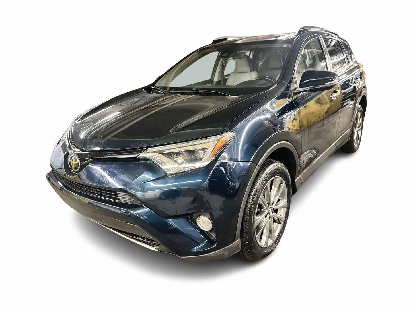 Thumbnail: 2018 Toyota RAV4 - 1