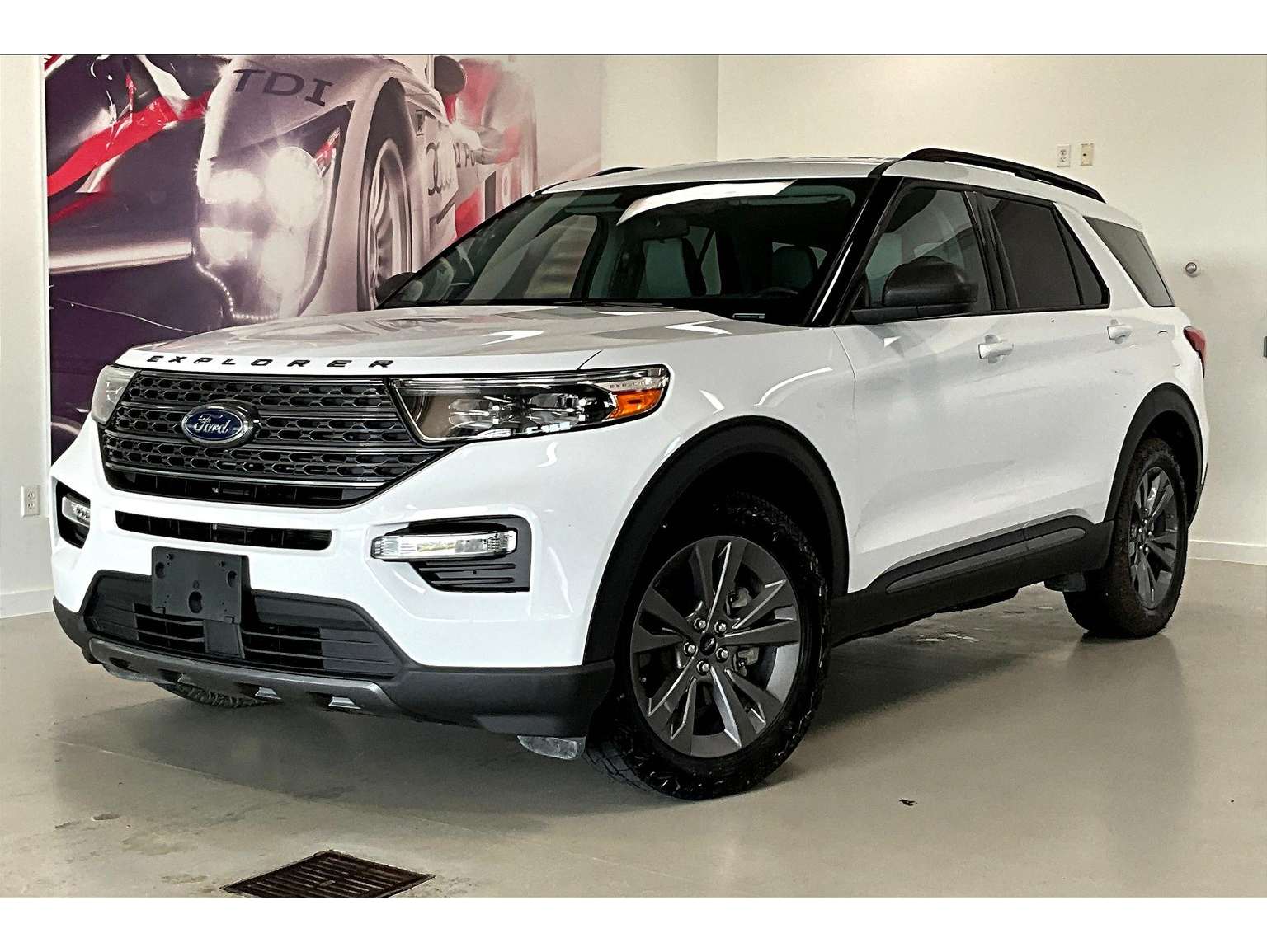 2021 Ford Explorer XLT's photo