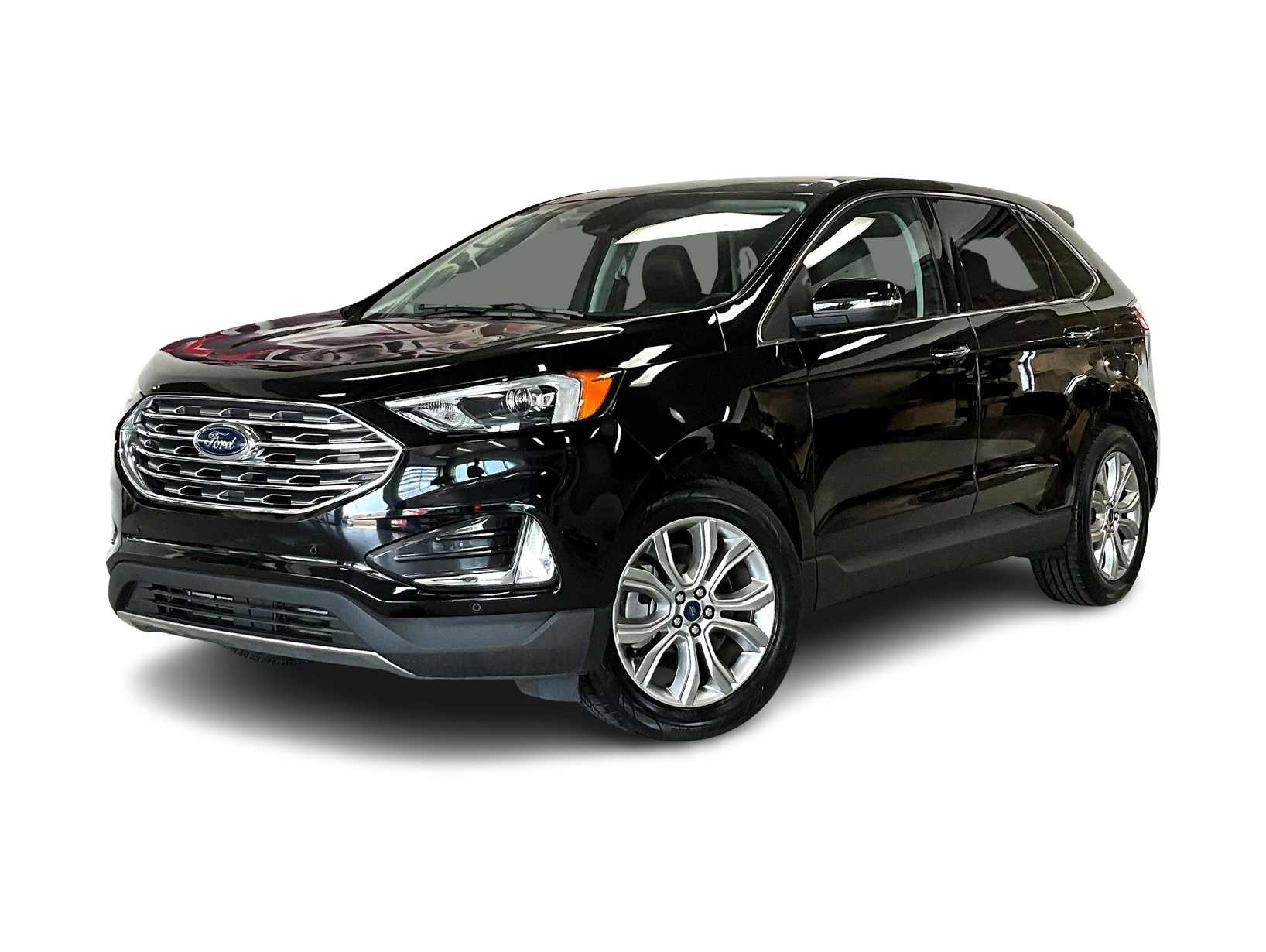 2022 Ford Edge Titanium -
                Johnston, IA