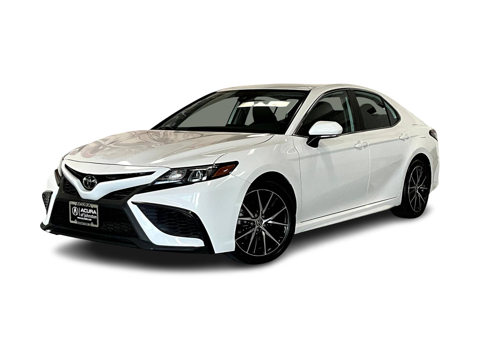 2022 Toyota Camry SE -
                Johnston, IA