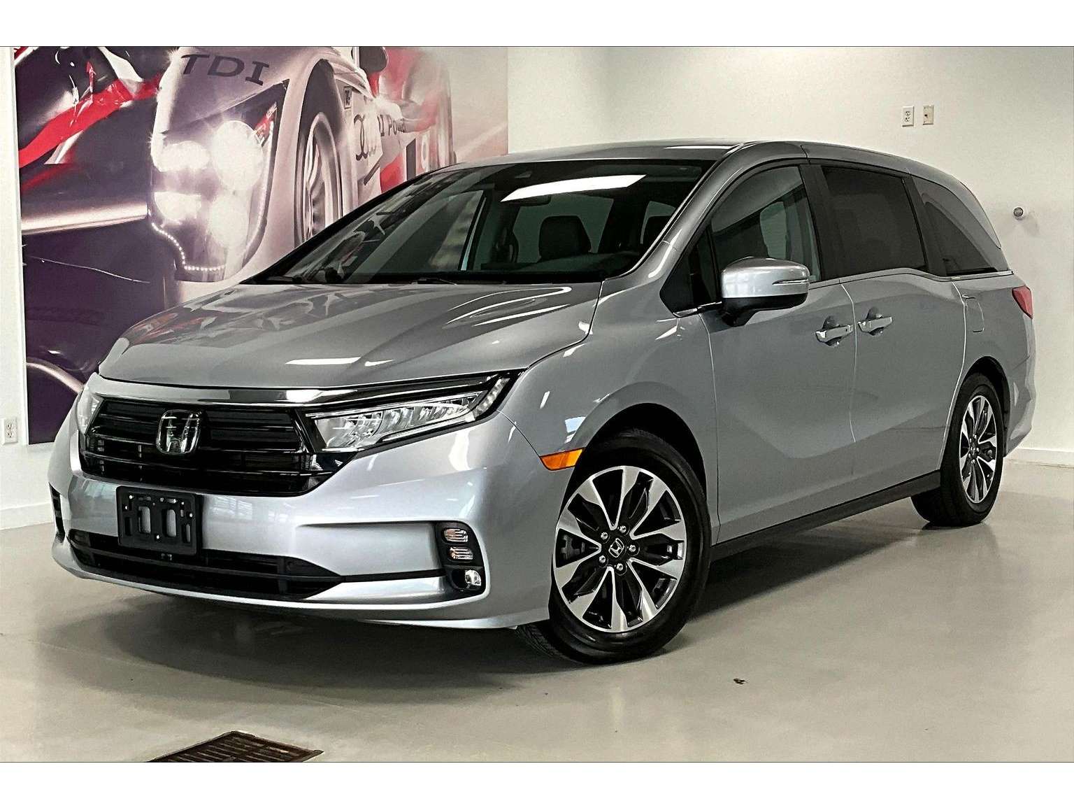 2023 Honda Odyssey EX-L's photo