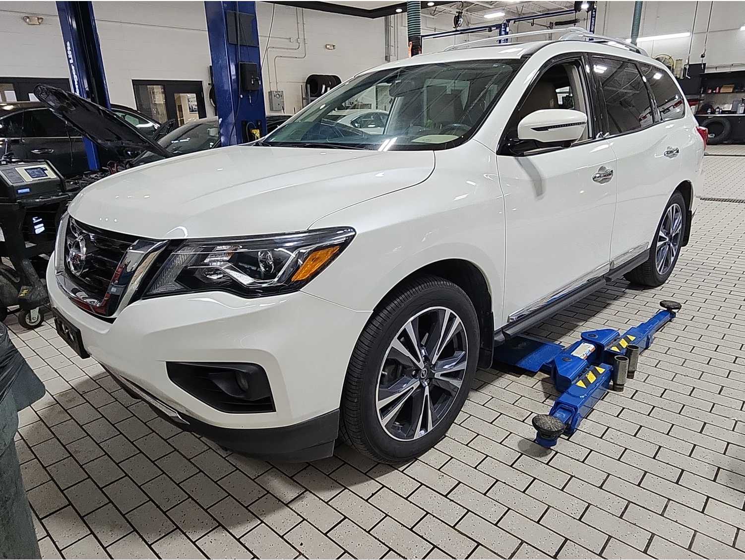2017 Nissan Pathfinder