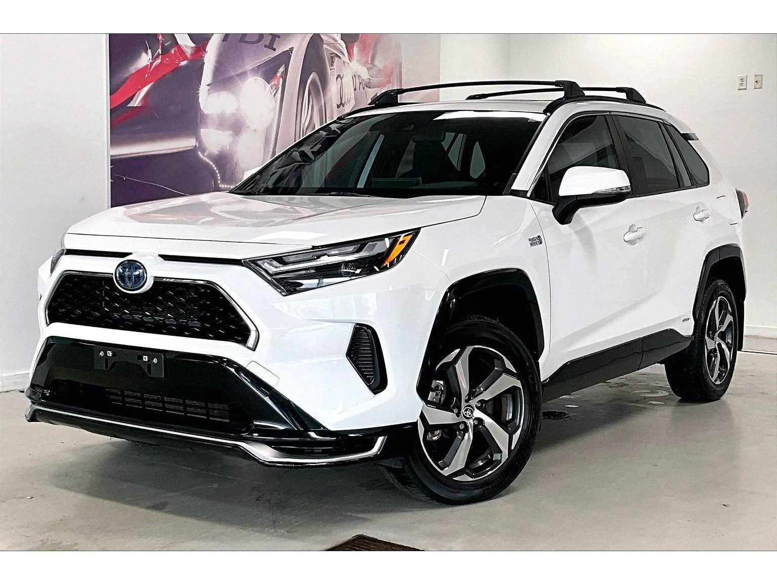 2024 Toyota RAV4 SE