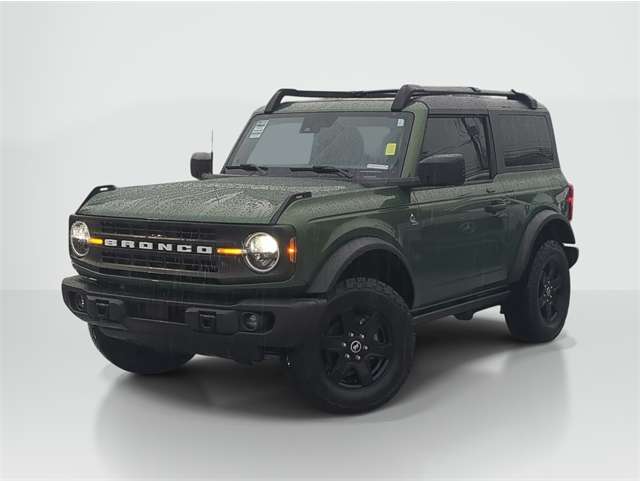 2023 Ford Bronco 2-Door Black Diamond's photo