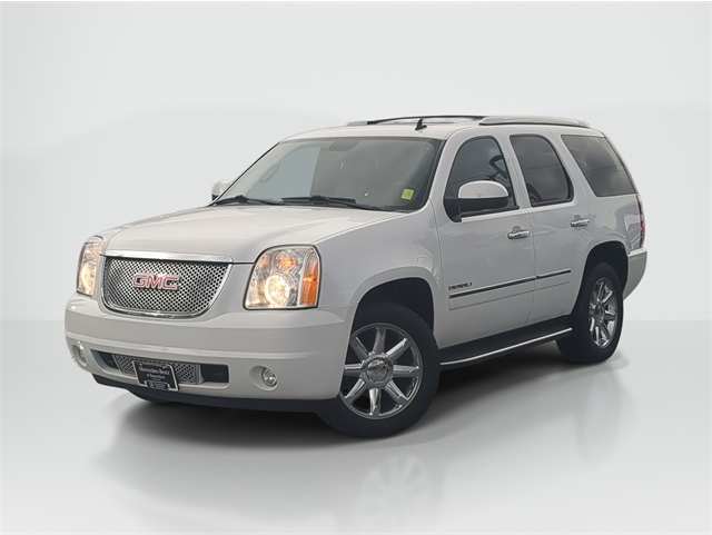 2011 GMC Yukon Denali's photo