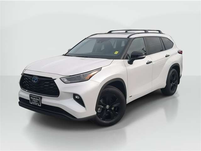 2024 Toyota Highlander XLE Nightshade's photo
