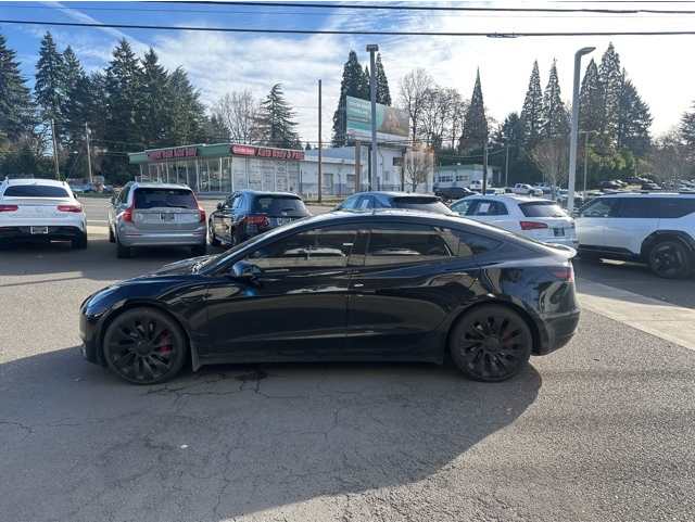 2023 Tesla Model 3 Performance's photo